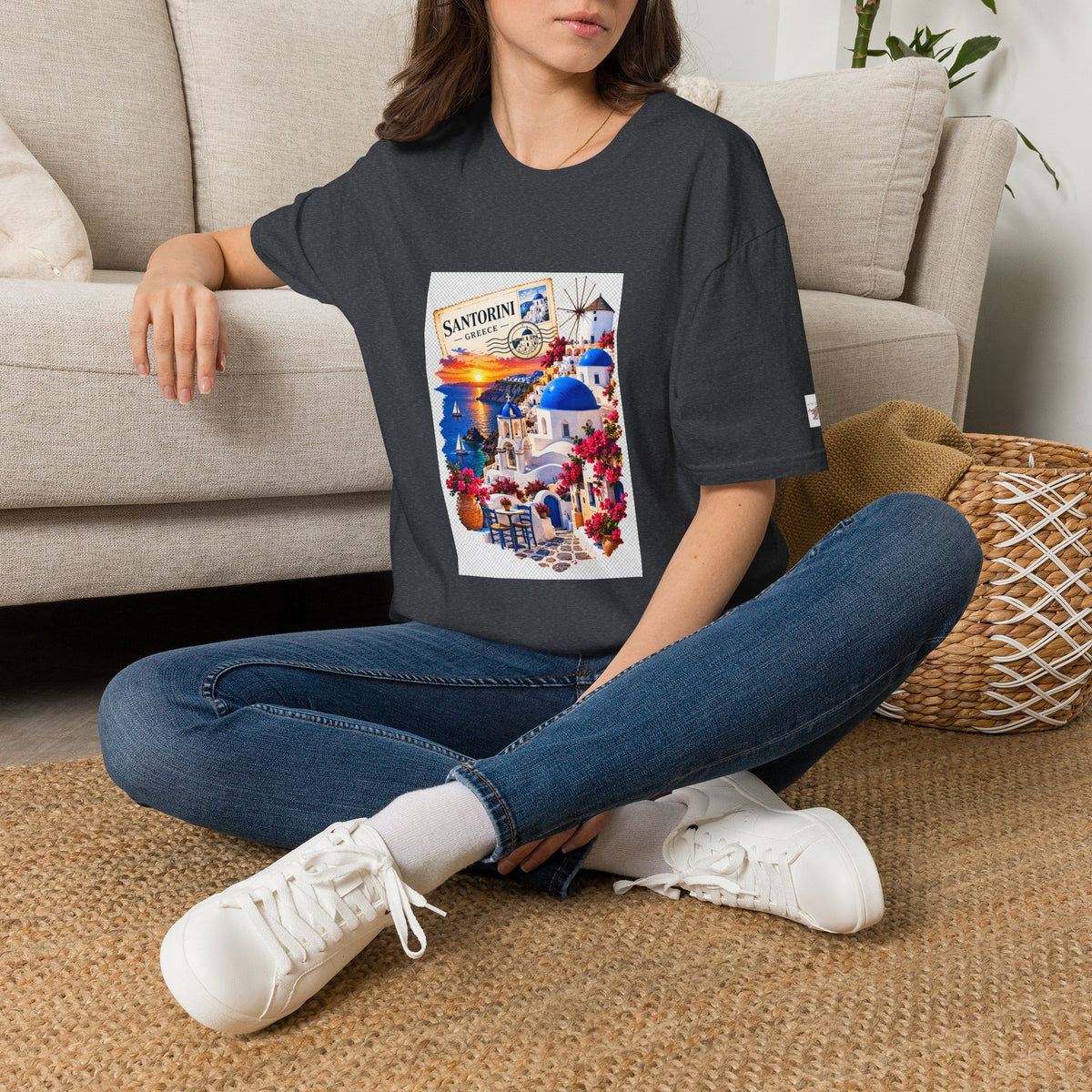 Santorini Greece Vintage Travel T-Shirt – Scenic Oia Sunset Poster Tee
