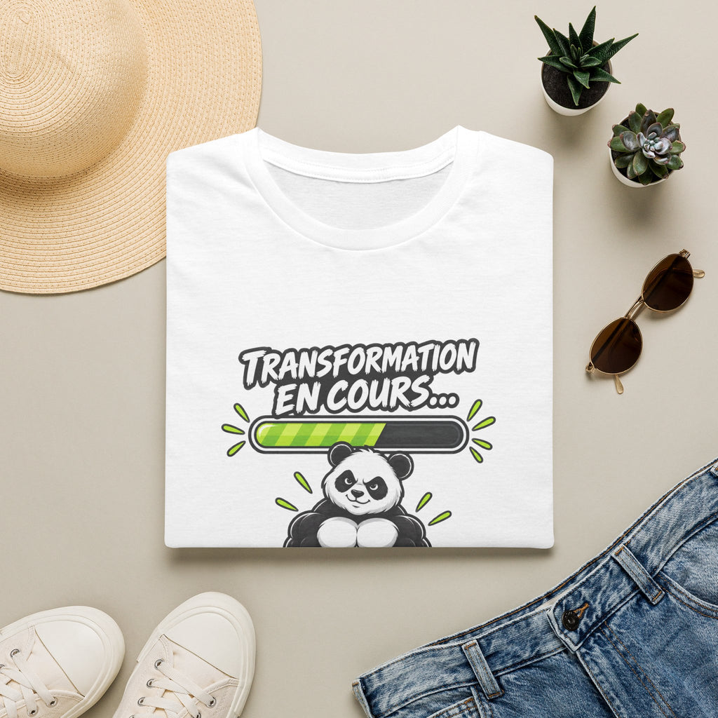 Transformation en cours T-Shirt — Funny Panda Workout Fitness Tee
