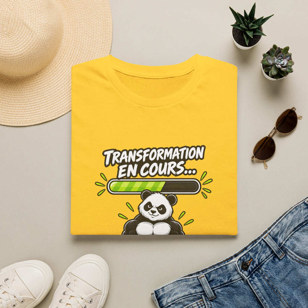Transformation en cours T-Shirt — Funny Panda Workout Fitness Tee