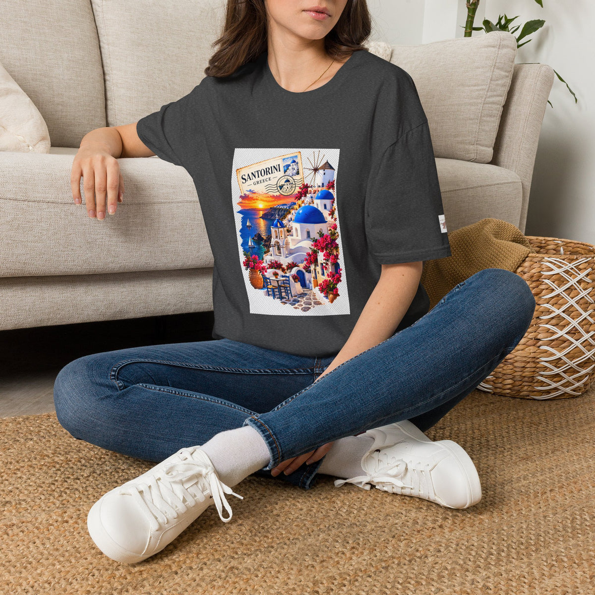 Santorini Greece Vintage Travel T-Shirt – Scenic Oia Sunset Poster Tee